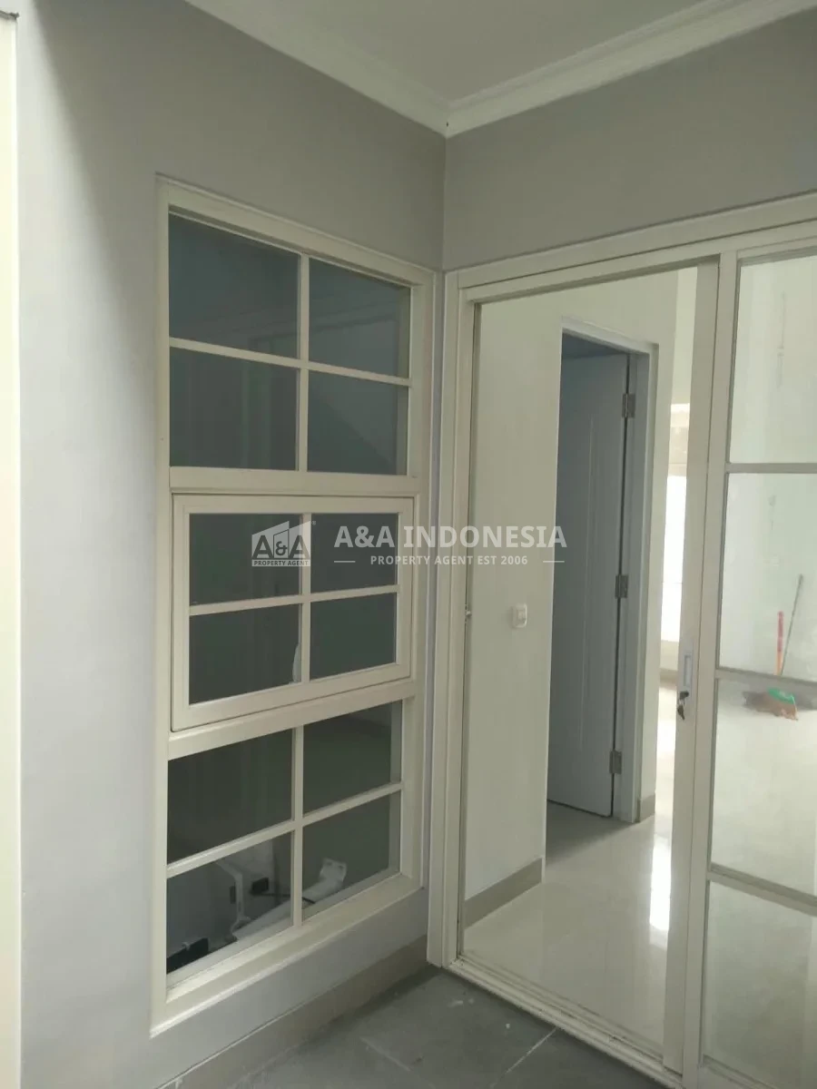 Dijual Rumah Baru 2 Lantai di Lebak Indah Regency Surabaya Timur - Thumbnail 5