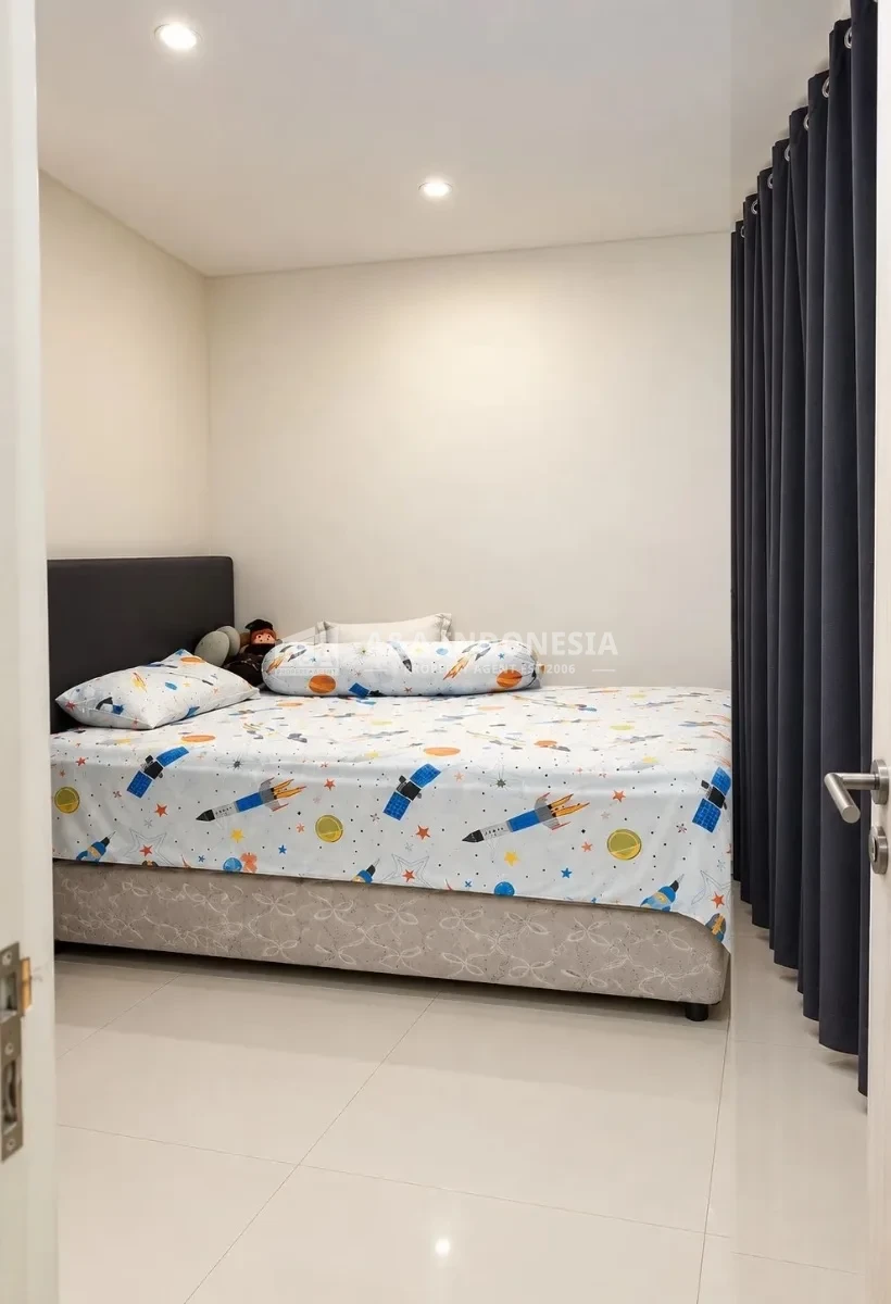 Disewakan Rumah Full Furnished Grand Pakuwon Cluster Gladstone Surabaya Barat - Thumbnail 2