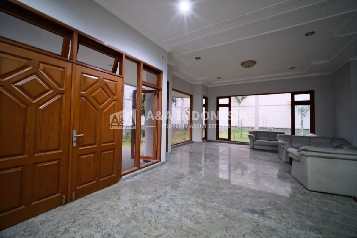 Dijual Rumah Bagus Dan Luas Di Taman Hunian Satelit Surabaya Barat - Thumbnail 2