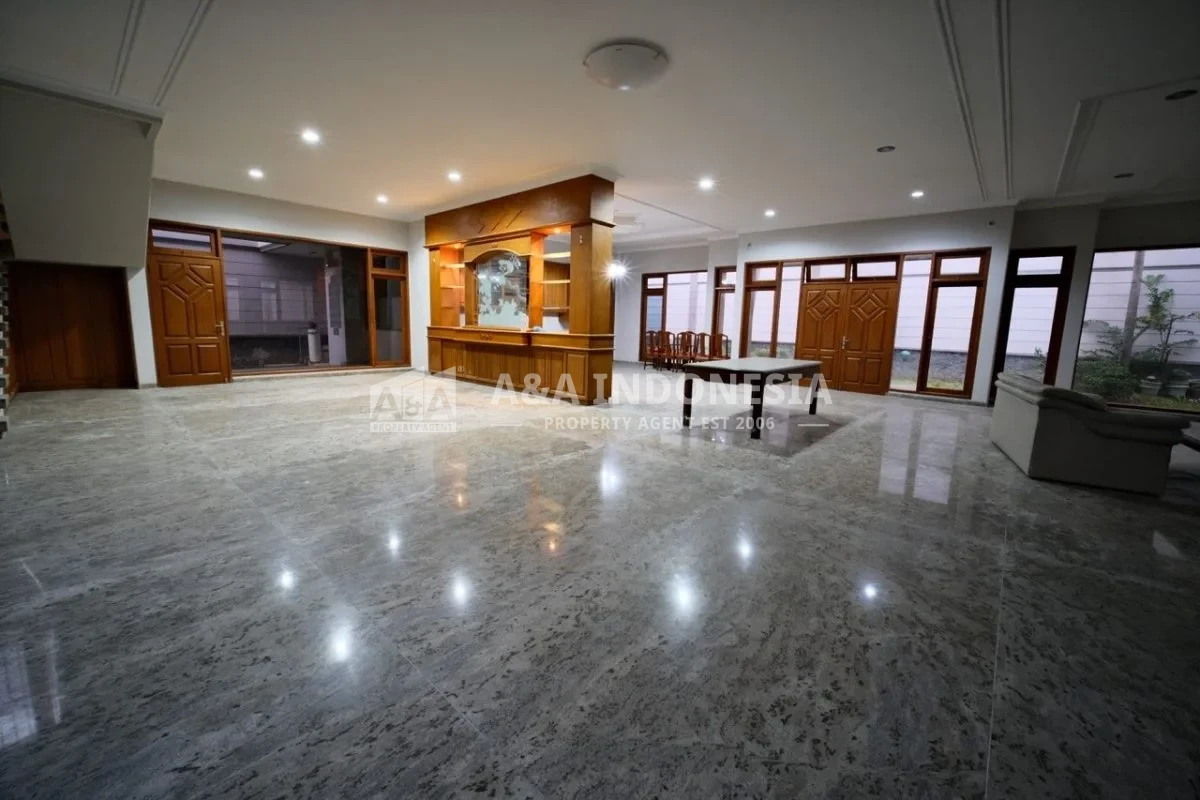 Dijual Rumah Bagus Dan Luas Di Taman Hunian Satelit Surabaya Barat - Thumbnail 3