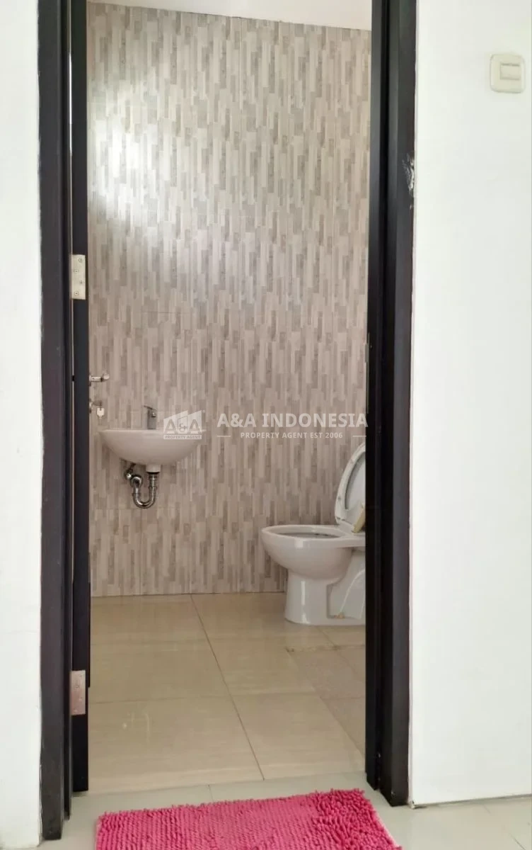 Dijual Rumah Bagus 2 Lantai Lokasi Di Kawasan Lakarsantri Surabaya Barat - Thumbnail 5