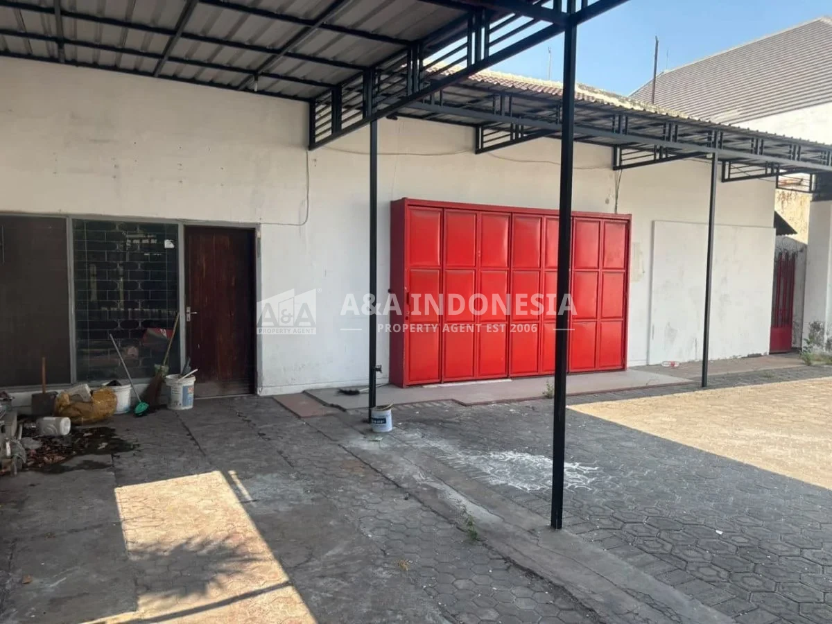 Disewakan Ruko Yang Berlokasi di Jl. A. Yani Probolinggo