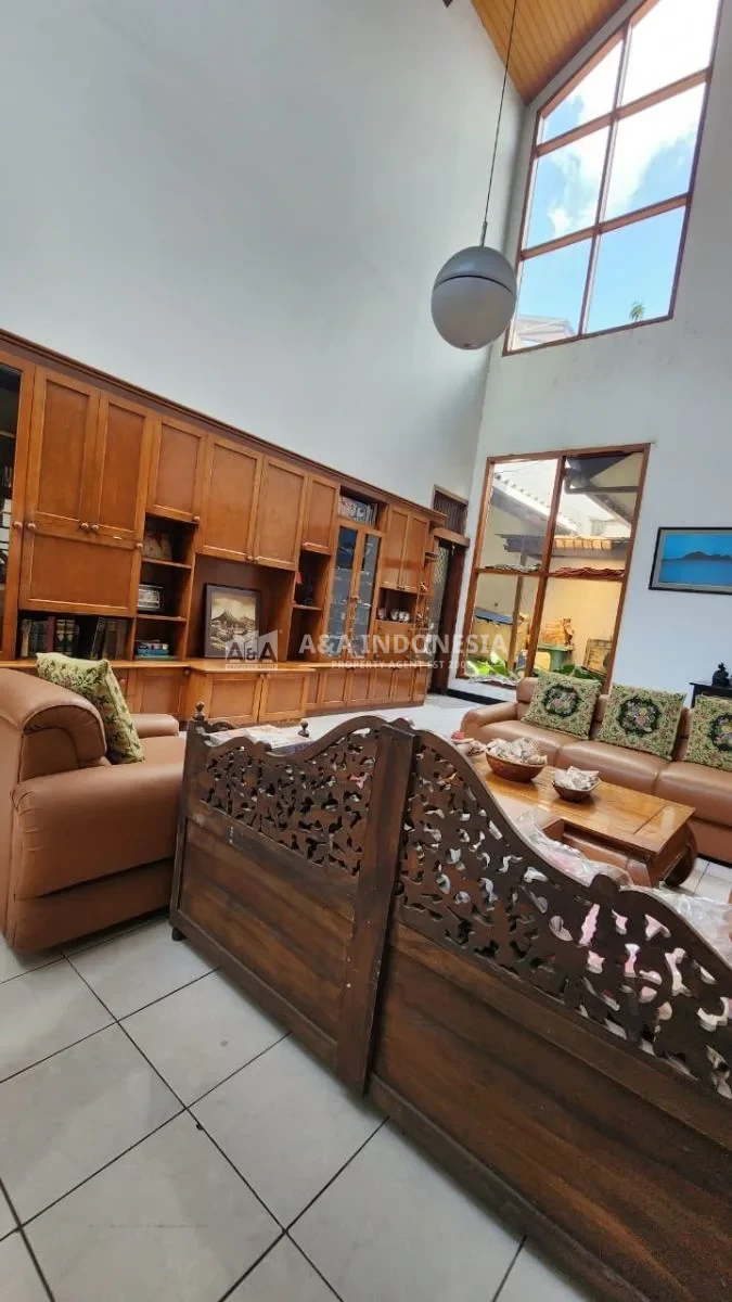 Dijual Rumah Bagus Dan Nyaman Di Kendang Sari Surabaya Timur - Thumbnail 4