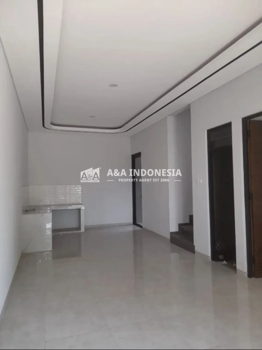 Dijual Rumah Baru 2 Lantai Dekat Galaxy Mall & MERR di Manyar Surabaya Timur - Thumbnail 5