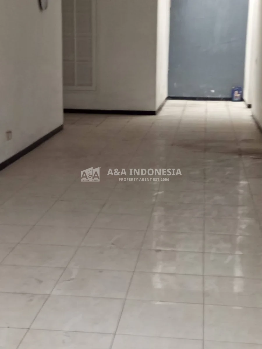 Dijual rumah siap huni di Kutisari Indah Barat, Surabaya Timur - Thumbnail 3