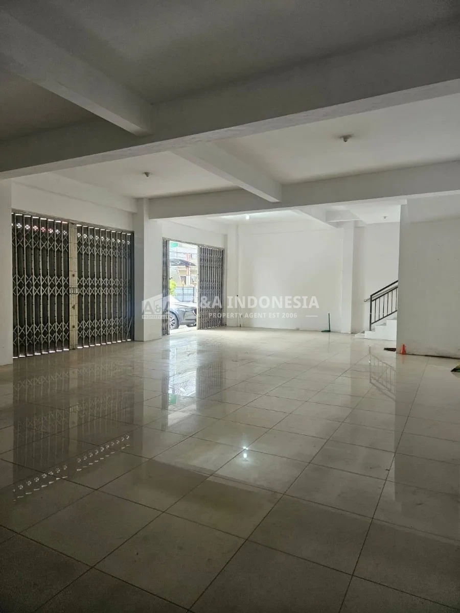 Disewakan ruko lantai 1 saja lokasi strategis di Dharmahusada Indah, Surabaya Timur - Thumbnail 2