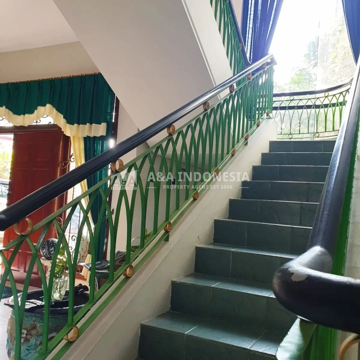Dijual Rumah Bagus Dan Strategis Di Rungkut Asri Timur , Surabaya Timur - Thumbnail 4