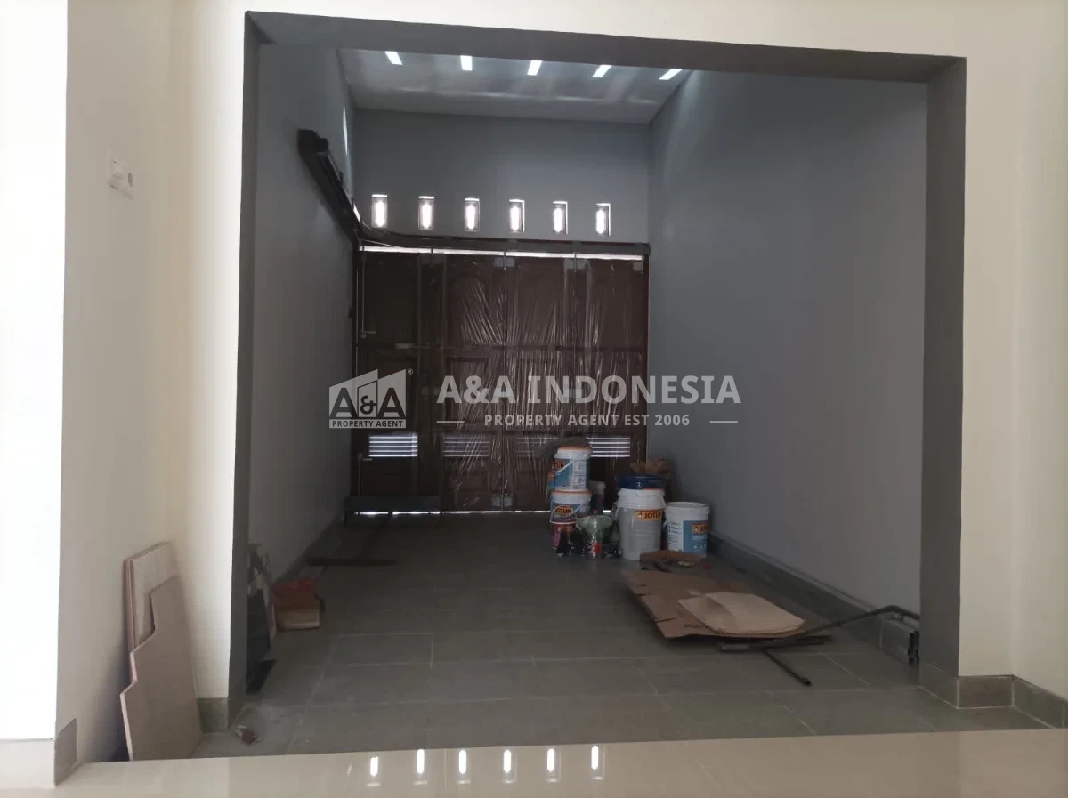 Dijual Rumah Baru 1 Lantai di Manyar Tirtomoyo Surabaya Timur Dekat Galaxy Mall dan Sekolah - Thumbnail 8