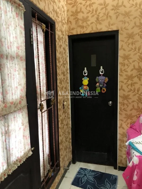 Dijual Rumah Lokasi Strategis Siap Huni Medokan Asri Tengah Surabaya Timur - Thumbnail 3