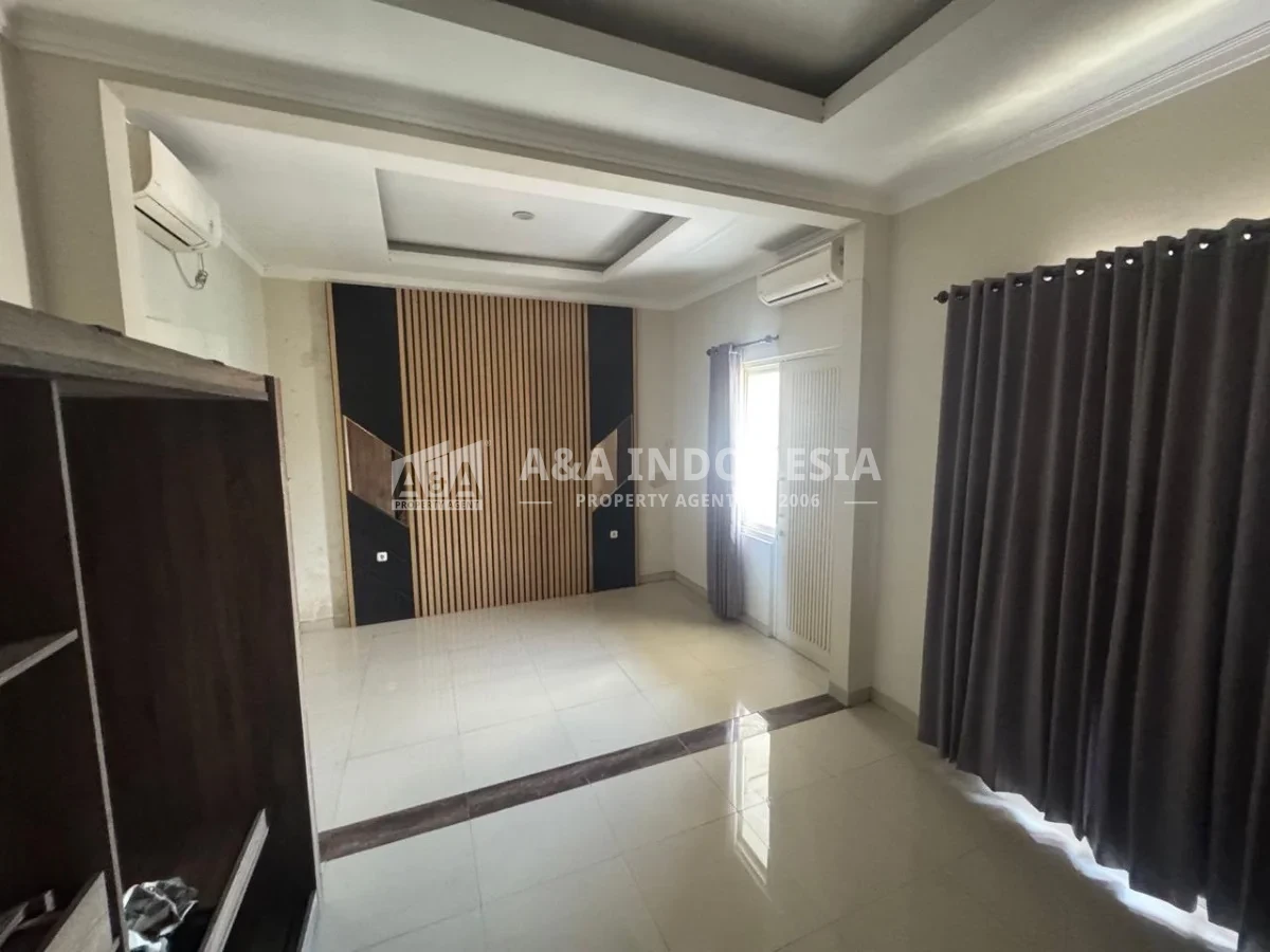 Dijual Rumah 2 Lantai Kutisari Indah Surabaya Selatan - Thumbnail 3