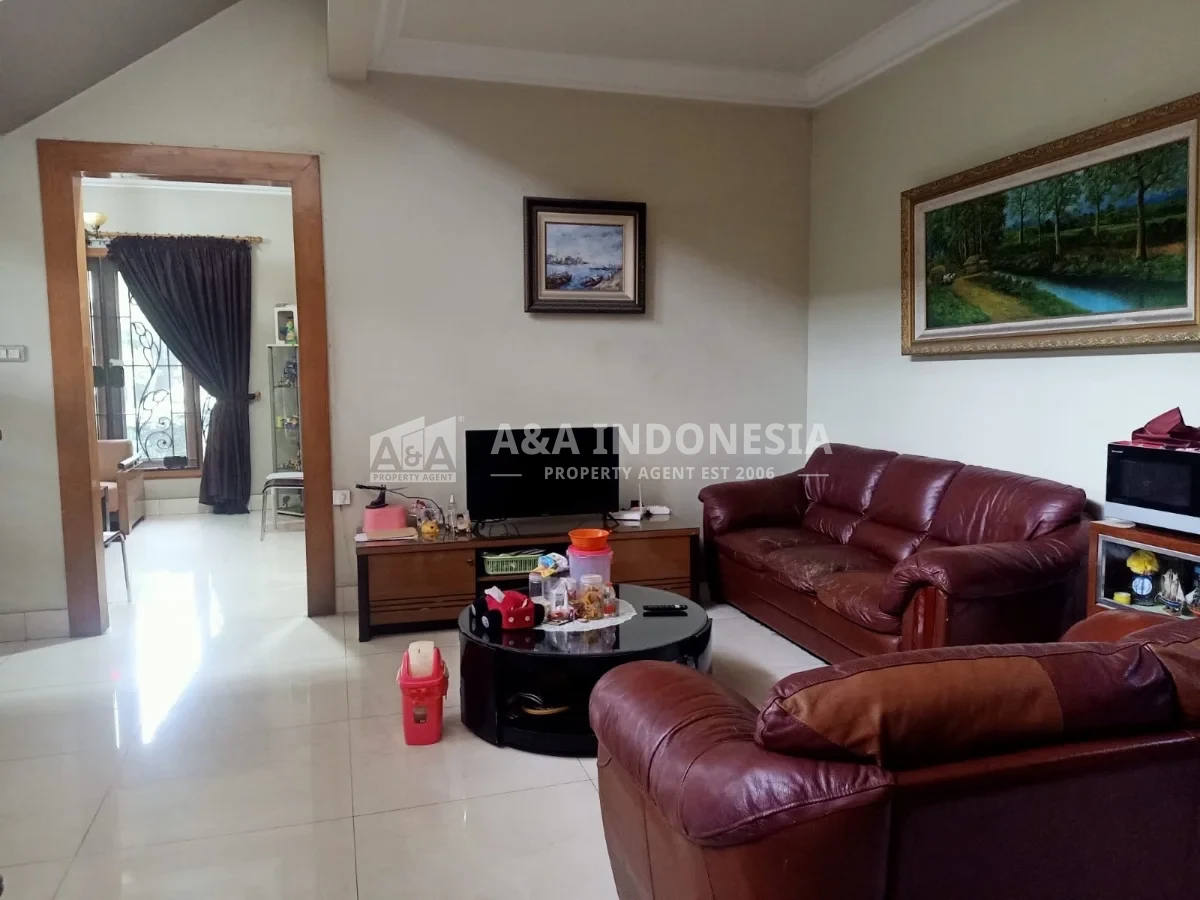 Dijual Rumah Mewah 2 Lantai Full Furnish Di Klampis Semolo Barat Surabaya Timur– SHM - Thumbnail 2
