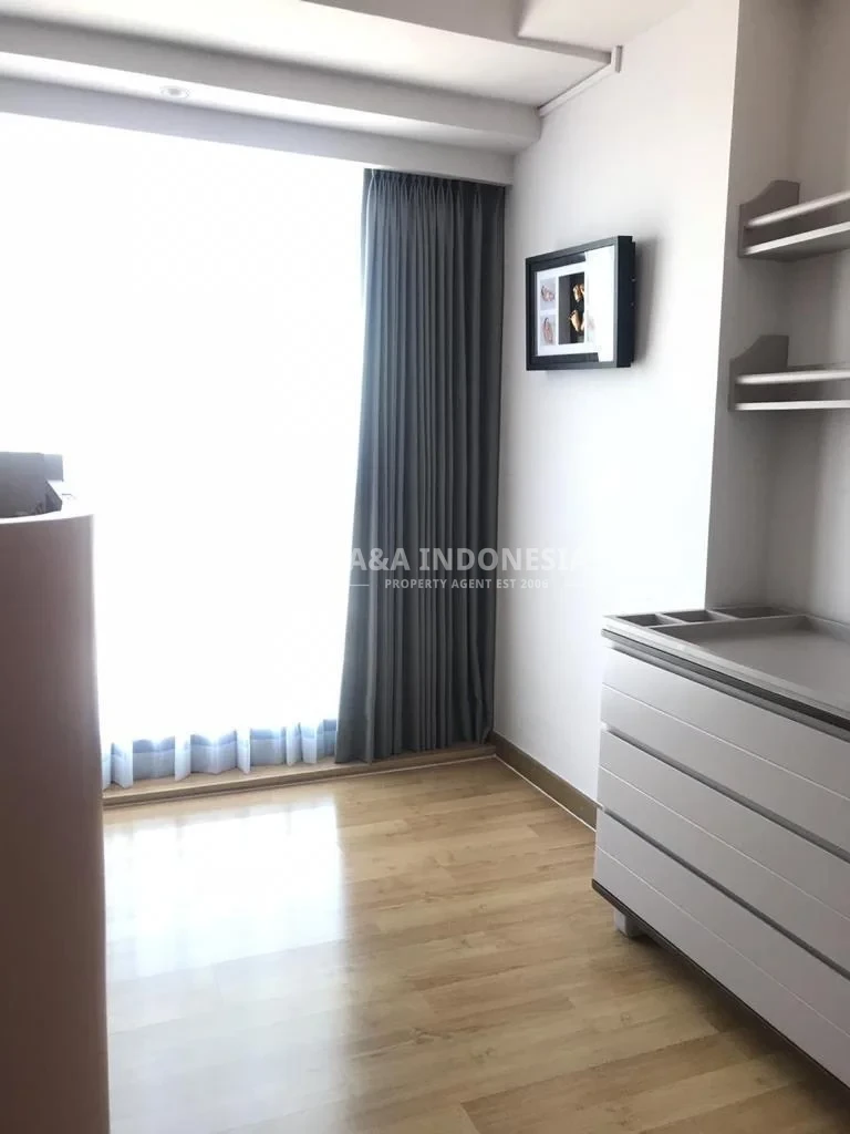DIJUAL APARTEMEN MEWAH THE PEAK TUNJUNGAN PLAZA SURABAYA PUSAT - Thumbnail 7