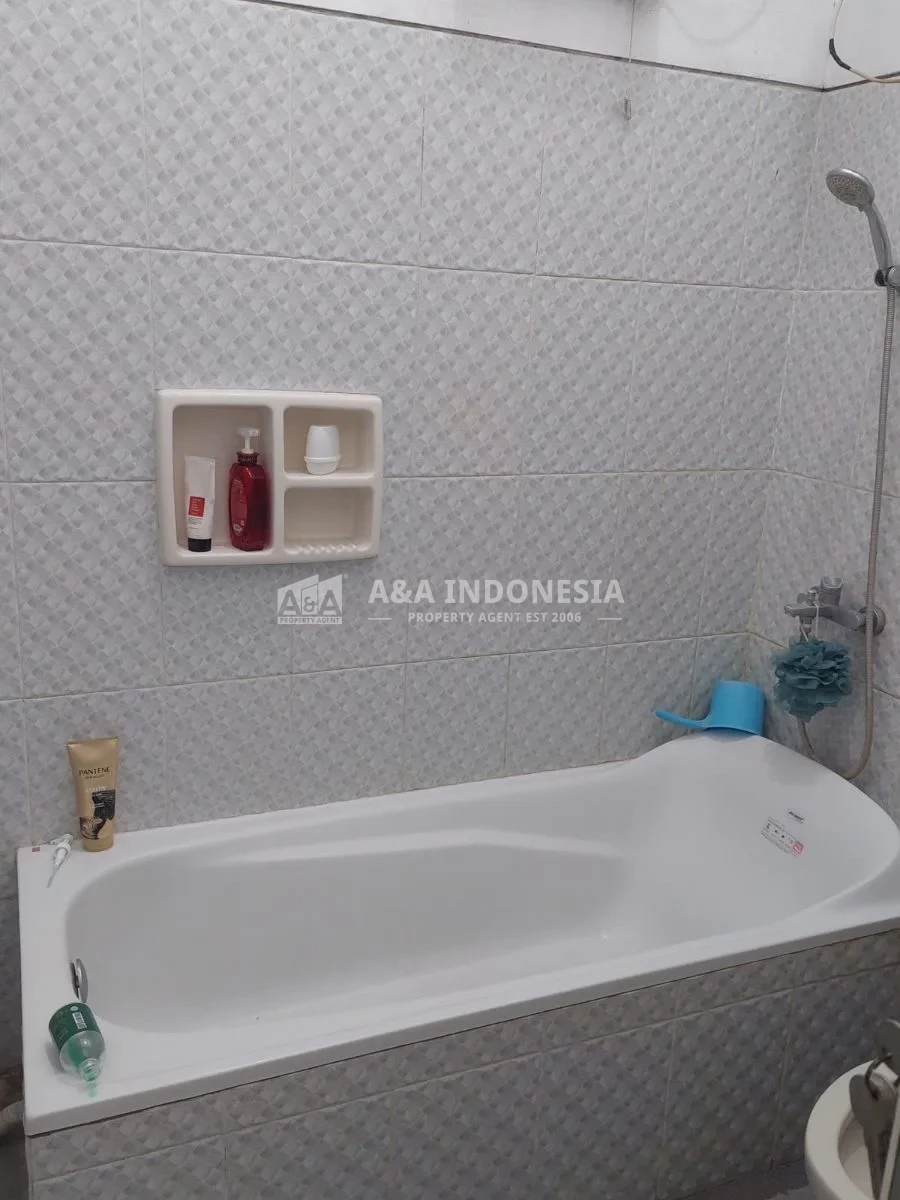Dijual Rumah Siap Huni di Tenggilis Utara, Surabaya Selatan - Thumbnail 8