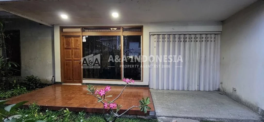 Dijual Rumah Hitung Tanah Kawasan Strategis Kertajaya Indah, Surabaya Timur