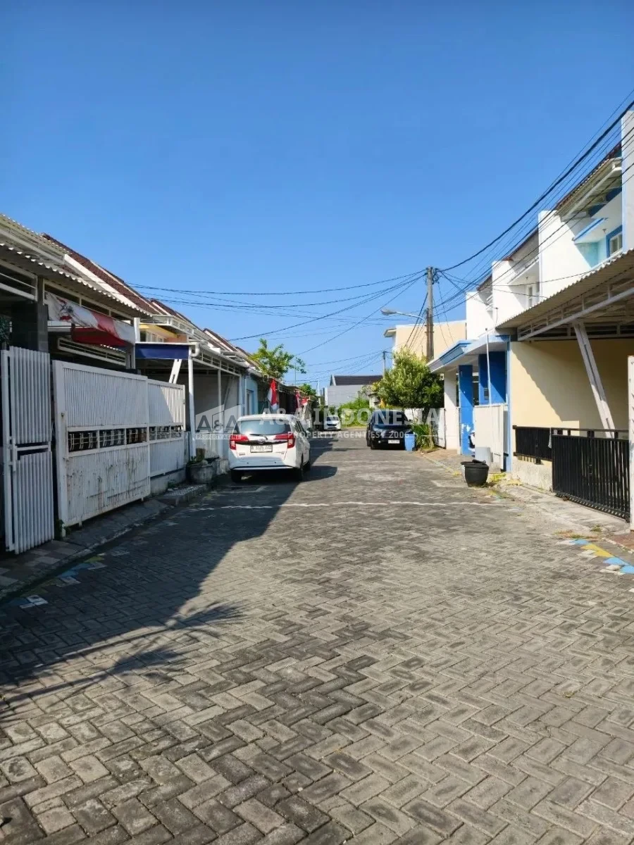 DIJUAL RUMAH FULL RENOVASI GREENLAKE WONOREJO SURABAYA TIMUR– SIAP HUNI, SHM - Thumbnail 7
